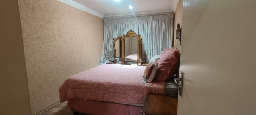 3 Bedroom Property for Sale in Tlhabane North West